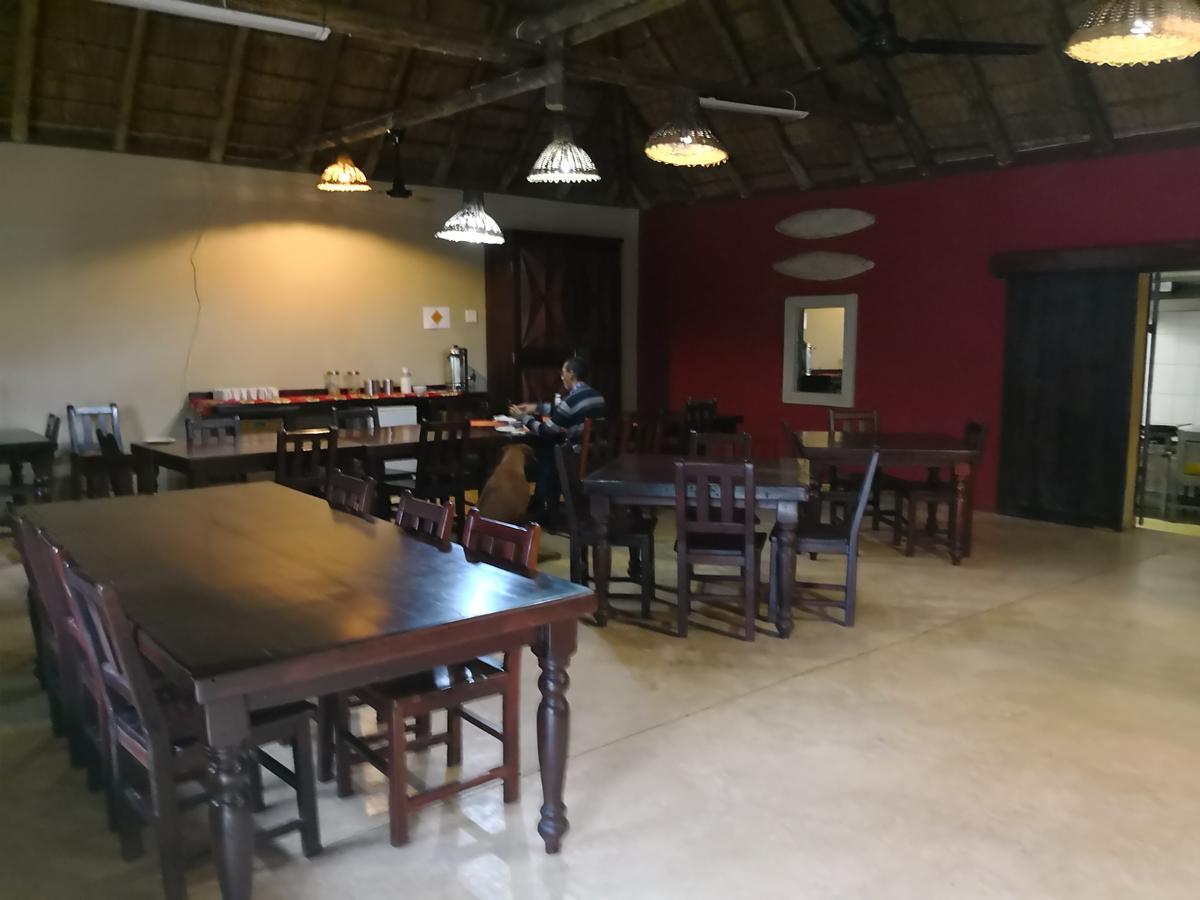 Touch Of Africa Lodge Lanseria Kültér fotó